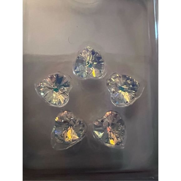 Crystals- Loose Crystal Bundle- Over 650 Pieces- Swarovski, Bead Treasures, Jole - Picture 5 of 10